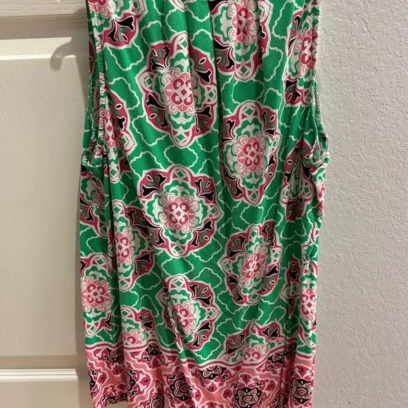 Crown & Ivy Green and Pink Patterned Top - Picture 2 of 3